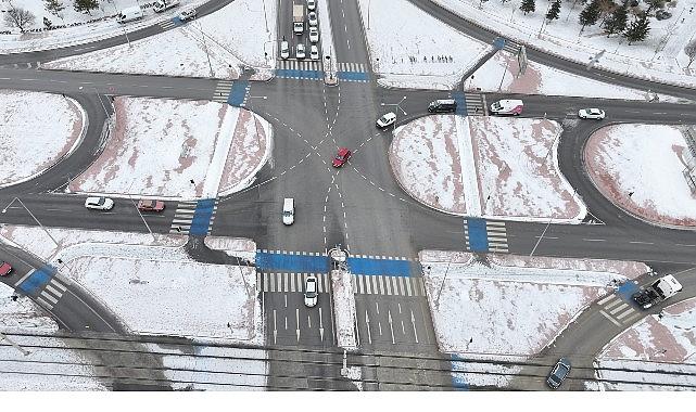 Başkan Altay: “Şehir Merkezinde Yapay Zeka Destekli Akıllı Kavşakları Yaygınlaştırıyoruz"