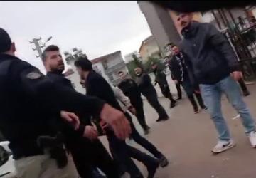 Adıyaman’da 6–7 Polisin Gazetecilere Saldırdığı Anlar Görüntülere Yansıdı - Videolu Haber