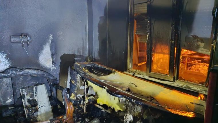 Besni’de sobadan çıkan yangında yaşlı adam ağır yaralandı - Videolu Haber