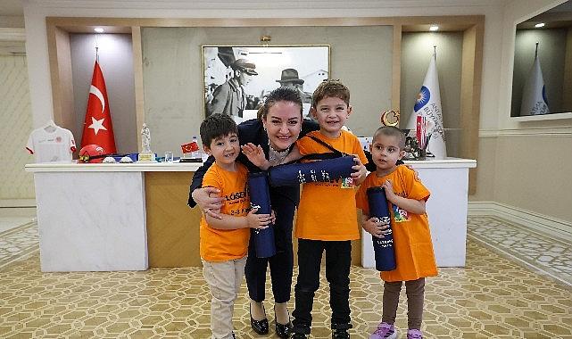 Başkan Vekili Özdemir LÖSEV'li çocuklarla buluştu