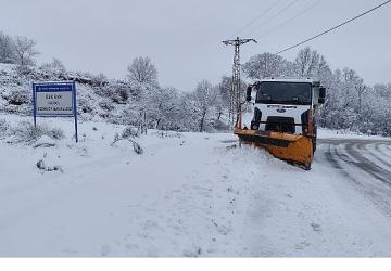 İnegöl Belediyesi Karla Mücadelede 24 Saat Sahada