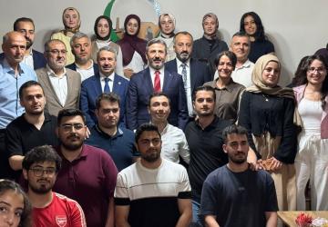 AK Parti’li Alkayış, Adıyamanlılar Vakfı mezuniyet programına katıldı