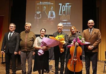 'Zefir Zamanı' konseri müzikseverlerle buluştu