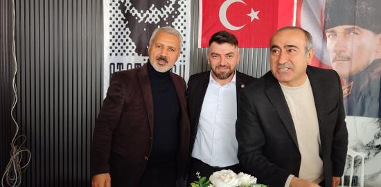 Atatürkçü Düşünce Derneği Besni Şubesi’nde görev değişimi: Mehmet Satıcı başkan seçildi