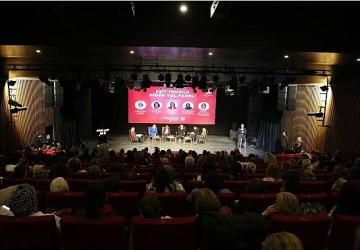 Tekirdağ'da 5 Aralık Kadın Hakları Gününe Özel Anlamlı Program