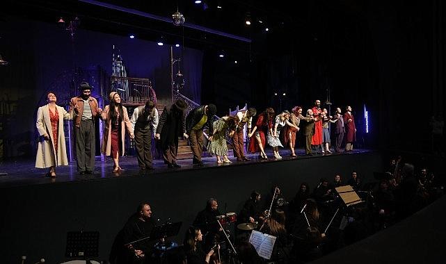 “Fosforlu Cevriye" Büyükçekmece'de Unutulmaz Bir Akşam Yaşattı