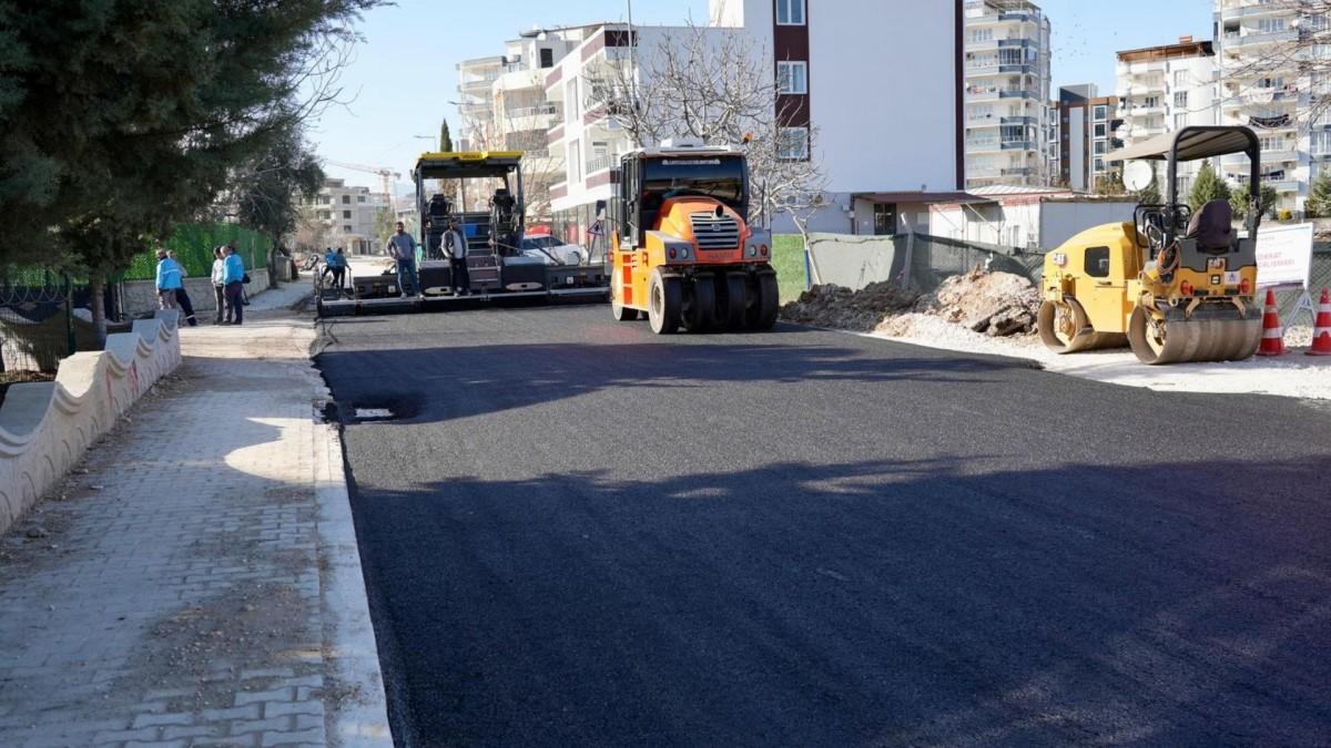 Yeni Mahalle’de asfalt seferberliği: Başkan Tutdere çalışmaları yerinde inceledi