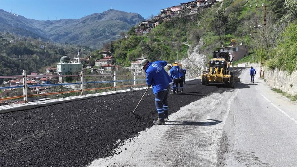 Denizli’de Ulaşım İçin Yol Çalışmaları Sürüyor