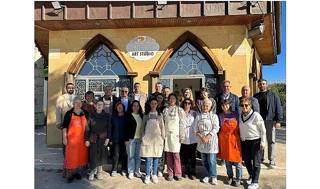 Başkan Topaloğlu'ndan seramik sanatçılarına ziyaret