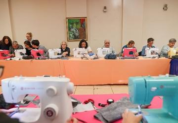 Bucalı kadınların emeği öğrencilere burs oldu