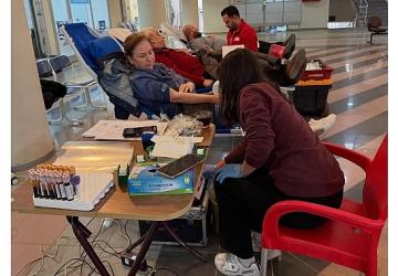 Kan Stoklarına Gölcük Belediyesi'nden Güçlü Destek