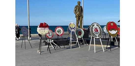 Edremit Heyeti KKTC'nin 42. Kuruluş Yıldönümü Kutlamalarına Katıldı