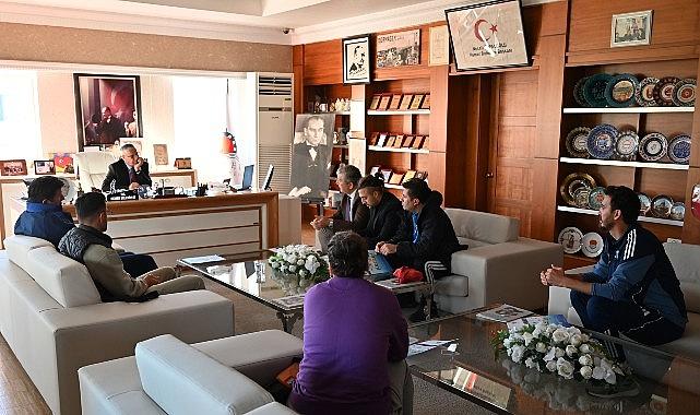 Antrenörlerden Başkan Topaloğlu'na ziyaret