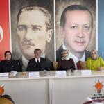 AK Parti Adıyaman İl Kadın Kolları'ndan ‘Güven Toplumunun İnşası Ve Çözüm Yolları’ eğitimi