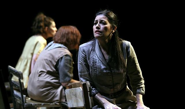 Şehir Tiyatroları 8 Mart Dünya Kadınlar Günü'nde İki Etkinlikle Sahnede