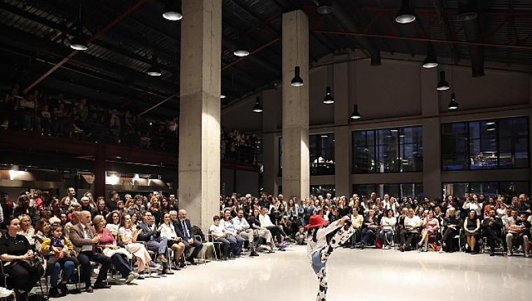 Nilüfer'de dans şöleni