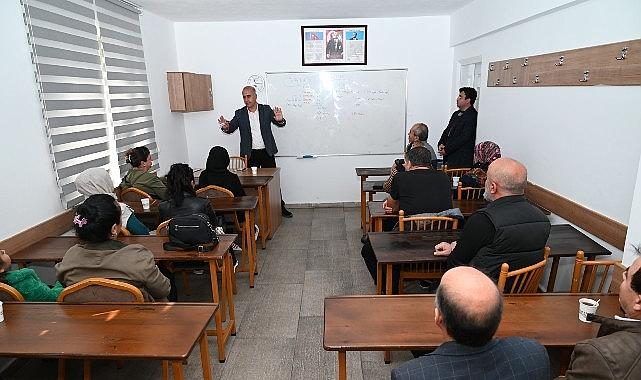 Kurs merkezinde veli toplantısı