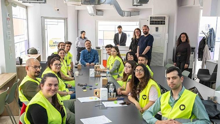 Dayanışmanın genç yüzleri Bornova'da buluştu