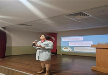 Dijital tuzaklara karşı gençlere kalkan