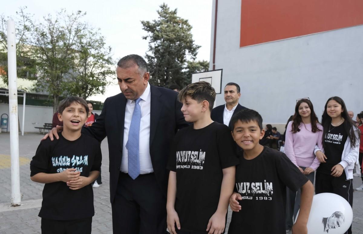 Güngör Geçer, Nuray Karalar’la Öğretmenler Günü’nü Kutladı