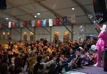 Büyükşehir'in çadırı eski Ramazan'ları aratmıyor