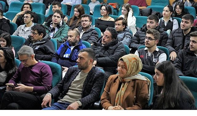 Keçiören Belediyesi'nden Yapay Zekâ Okuryazarlığına Güçlü Destek