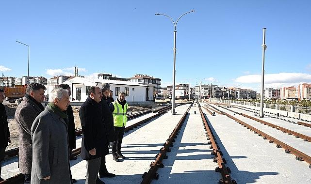 Başkan Altay: “Bütün Gücümüzle Şehrimizin Raylı Sistem Ağını Güçlendirmeye Gayret Ediyoruz"