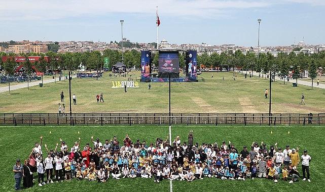 UEFA ve Disney'den "Play Games" Hamlesi: Geleceğin Kadın Şampiyonlar Ligi Yıldızları Yetişiyor!