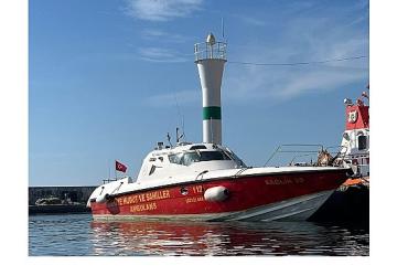 Ege'de Yaralanan Gemiadamına Türk Sağlık Ekiplerinden Denizden Tahliye Operasyonu