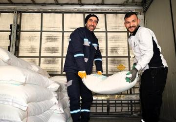 Büyükşehir'den arıcılara yüzde 50 hibeli arı yemi