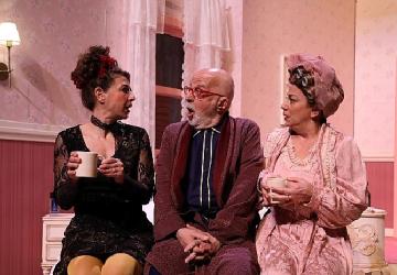 Şehrin Tiyatrosu “Yatak Odası Komedisi" Oyunuyla Maltepe'de