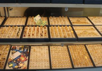 Savaş gerilimi altını hareketlendirdi: Adıyamanlı Kuyumcu Osman Gözcü hareketliliği değerlendirdi - Videolu Haber