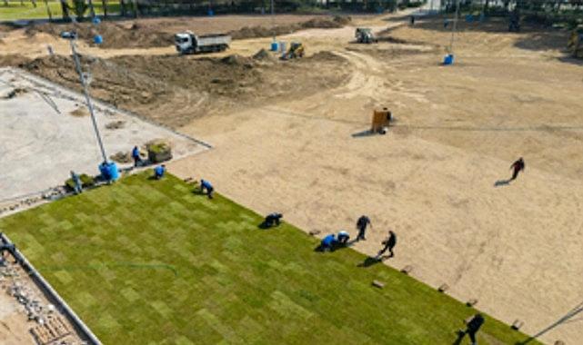 Lunapark alanına yeşille bütünleşen Zeytin Sahne geliyor