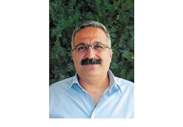 Halk Sağlığının Mücadele İsmi Dr. Ergün Demir'in İsmi Narlıdere'de Ölümsüzleşti