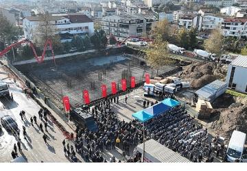 Yeni Çiftlik Ulu Camii'nin Temeli Törenle Atıldı
