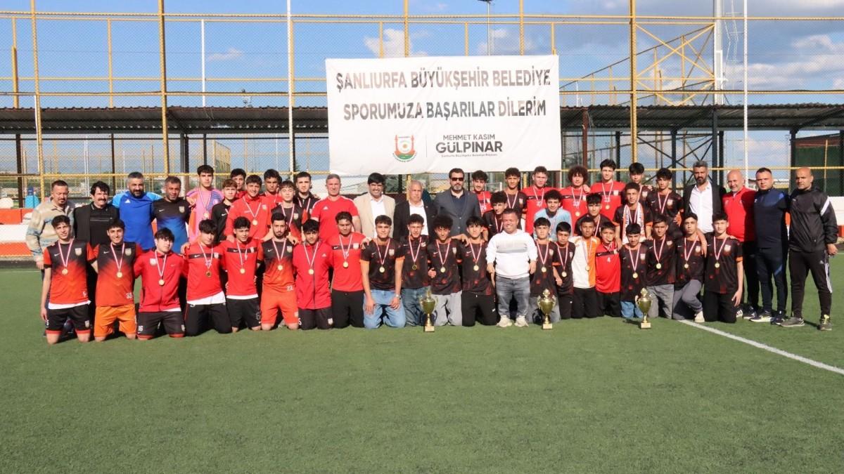Şanlıurfa Büyükşehir Belediye Spor’dan yerel ligde çifte üçlü şampiyonluk