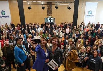 Özlem Gürses Bakırköy'de “Umudu" Konuştu