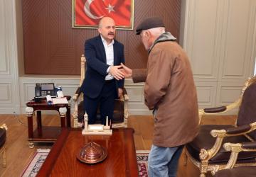 Vali Varol, ‘halk buluşmaları’nda vatandaşlarla bir araya geldi