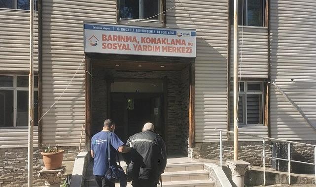 Çöp evden Büyükşehir'le hayata tutundu