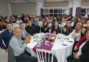 Burhaniye Belediyesi'nden Öğretmenler Günü Yemeği