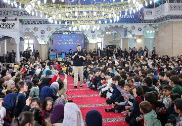 Selçuklu'da Sertaç Abi çocuklarla 'Kardeşlik Buluşması'nda bir araya geldi