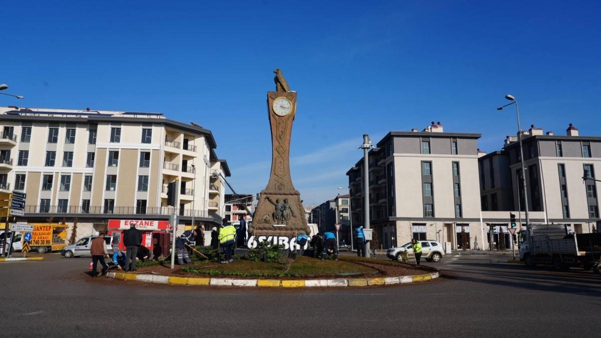 Adıyaman’da ‘6 Şubat anmasına’ hazırlık: Kent çiçeklerle donatıldı - Videolu Haber