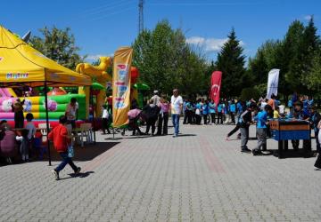 Adıyaman Belediye’sinin ertelenen 23 Nisan Şenlikleri başladı - Videolu Haber
