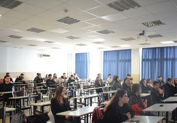 Ege Üniversitesinde engeller “Akran Mentörlüğü" ile aşılıyor