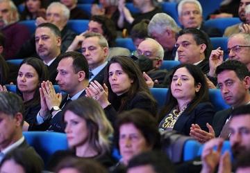 Çeşme Belediye Başkanı Lâl Denizli, “İzmir'de Afet" söyleşisinde Çeşme'nin afet hazırlık modelini anlattı