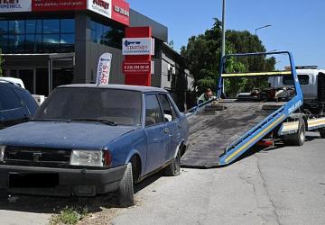 Manisa'da Sokaklar Atıl ve Hurda Araçlardan Temizleniyor