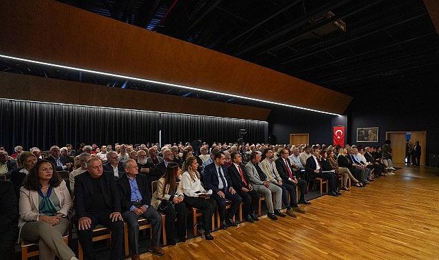 Babüroğlu Atatürk ve Cumhuriyet'i Anlattı