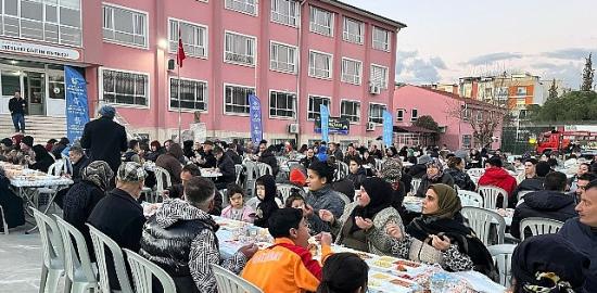 Başkan Çerçioğlu Ramazan Ayının Bereketini Aydın'ın Dört Bir Yanına Taşımaya Devam Ediyor
