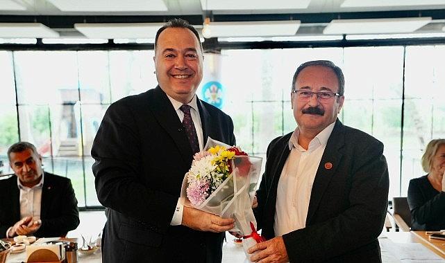 “Manisa'mızın Tüm İlçeleri Hak Ettiği Hizmetleri Alacak"