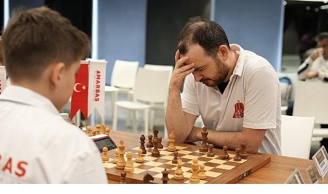 Genç Sporcular İstinye'de Satranç Turnuvasında Buluştu